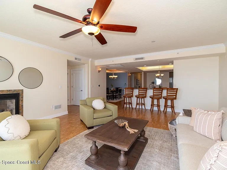 1 8th Ave #1204 — Photo 4