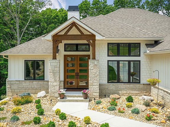 2nd image of 149 Chestnut Ridge Ln