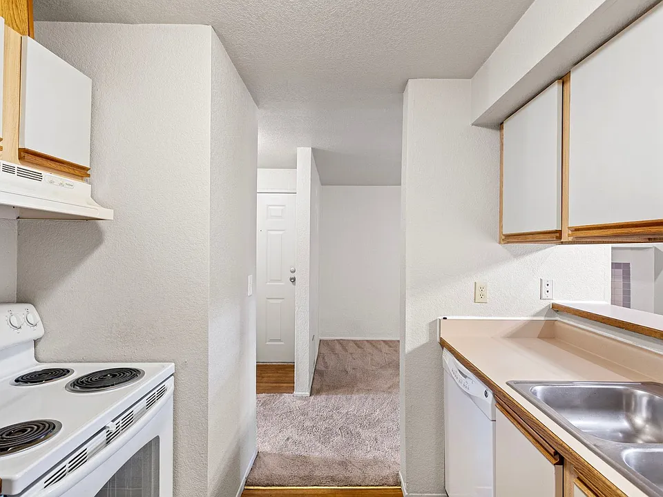 Heron View Apartment Homes