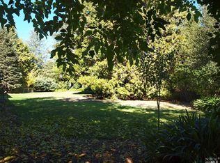 121 Griffen Ln, Napa, CA 94558