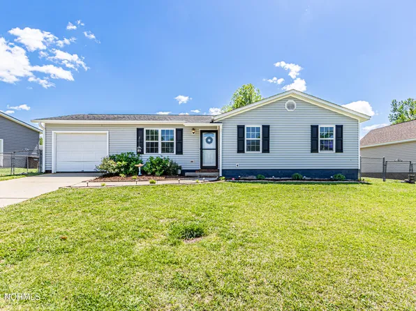 1005 Ridgecrest Lane, Jacksonville, NC 28546