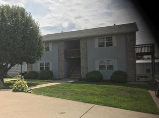 2628 Villa Park Dr, Highland, IL 62249