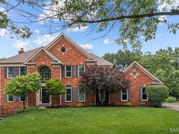 822 Questover Ln, Saint Louis, MO 63141
