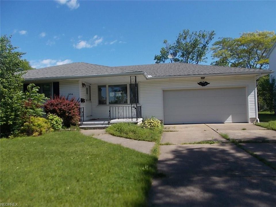 1st image of 1816 W 37th St