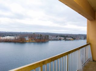 65 Lake Ave APT 816, Worcester, MA 01604