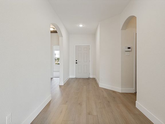 3rd image of 9200 Bald Cypress St
