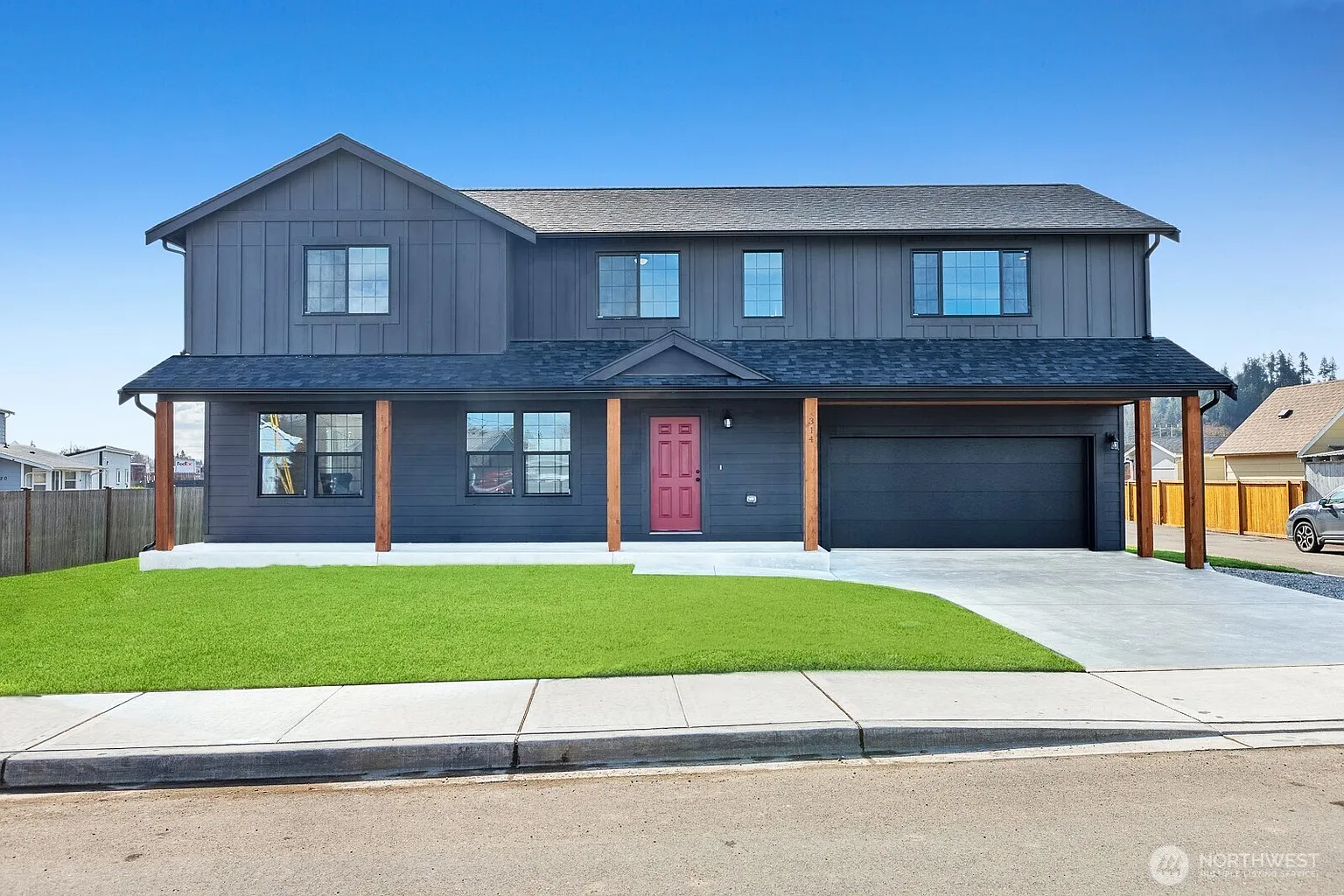 314 4th Avenue S photo 1