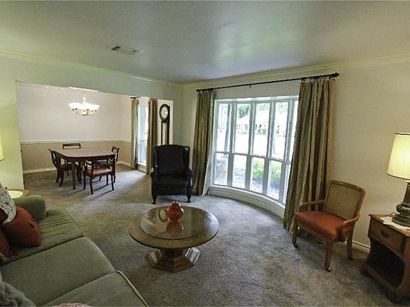 3rd image of 1114 Calderwood Dr