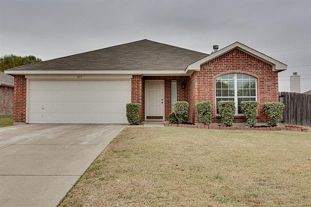 1st image of 417 Pin Oak Ln