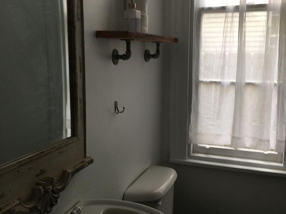 2nd image of 2504 Floyd Ave APT 1