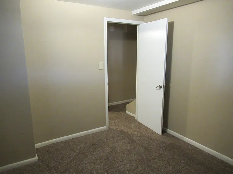 2503 W Willamette Ave — Photo 9