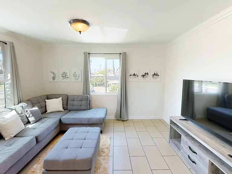 1857 W Slauson Ave — Photo 5