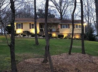 3520 Lamp Post Ln, Gainesville, GA 30504