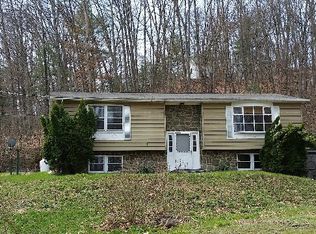 7068 Willow Brook Cir, Huntingdon, PA 16652