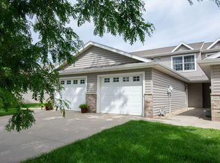2959 Monroe Dr NW, Rochester, MN 55901
