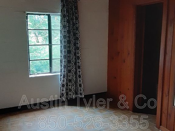 4th image of 2929A Wynn St