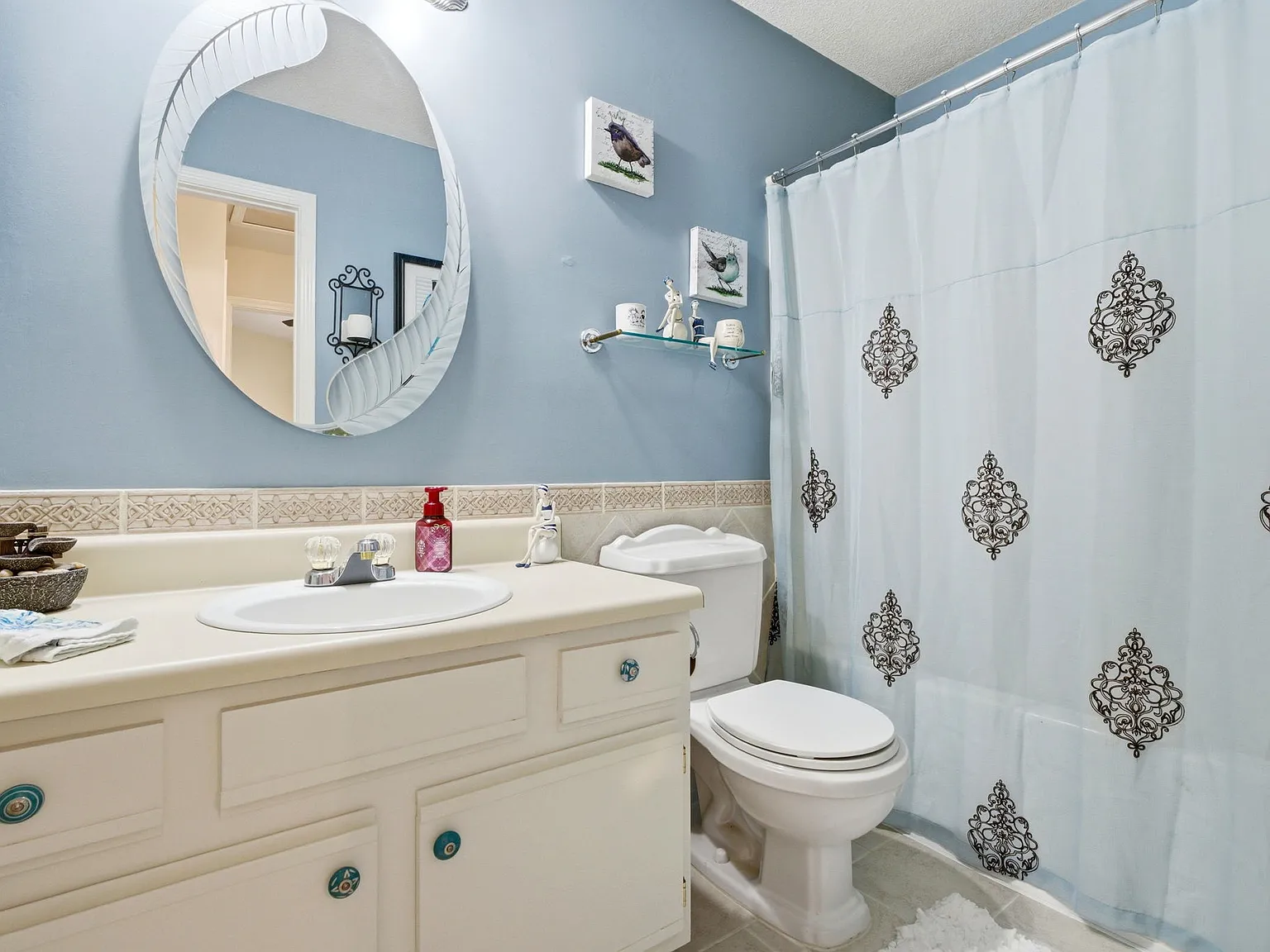 2 bed, 870 sqft, $1,675 — Photo 3