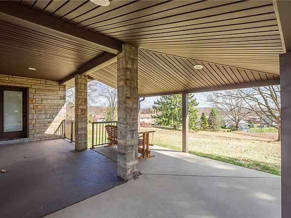 3rd image of 330 Center Grange Rd