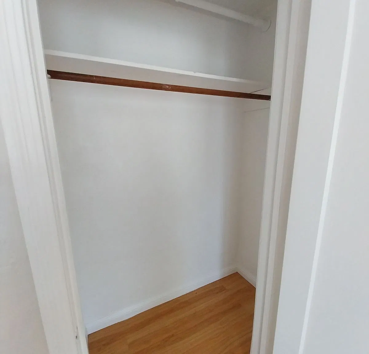 2 bed, 800 sqft, $2,500 — Photo 2