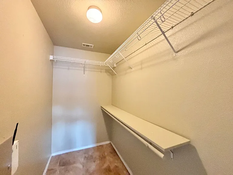 25347 Longbranch Run — Photo 16