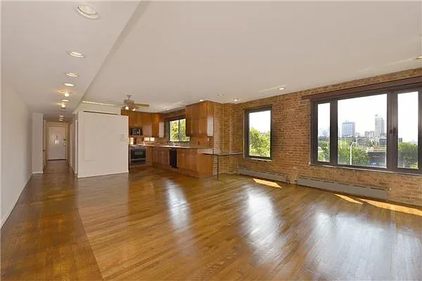 Sold by Fenwick Keats Real Estate | media 18