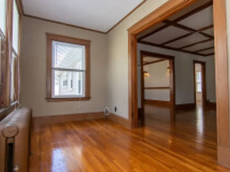 64 Newport St — Photo 9