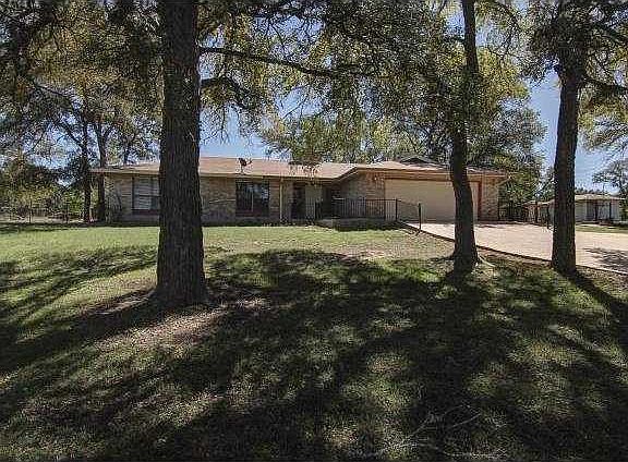 2nd image of 451 Cole Dr