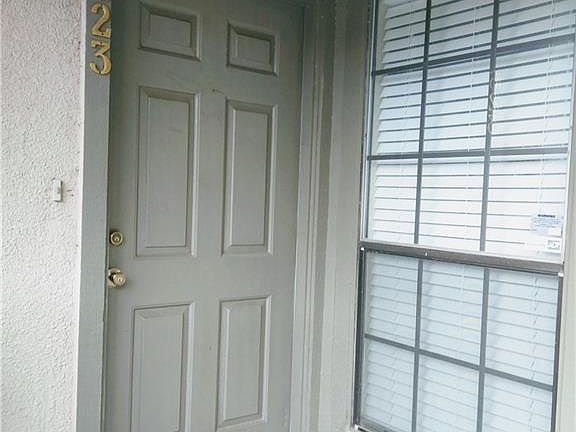 4th image of 3101 Townbluff Dr APT 623