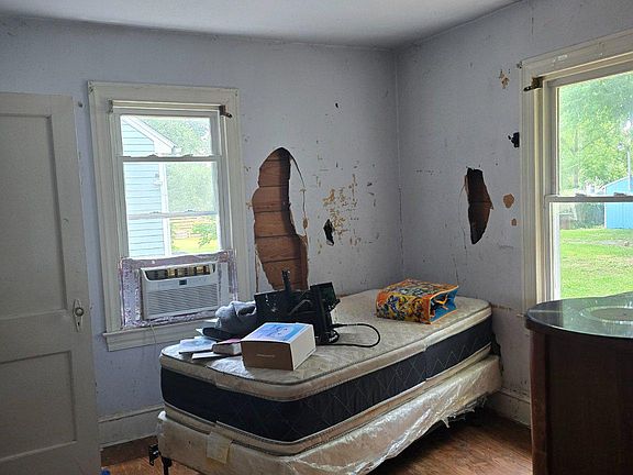 5th image of 408 Atlantic Ave