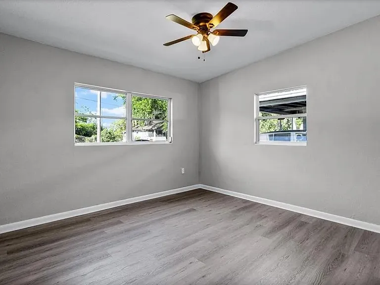 912 Citrus St — Photo 13