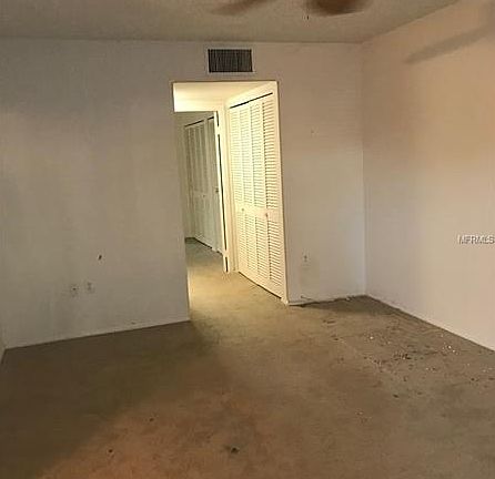 3rd image of 951 79th Ave N APT 122