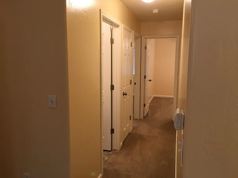 11404 Eresma Dr — Photo 7