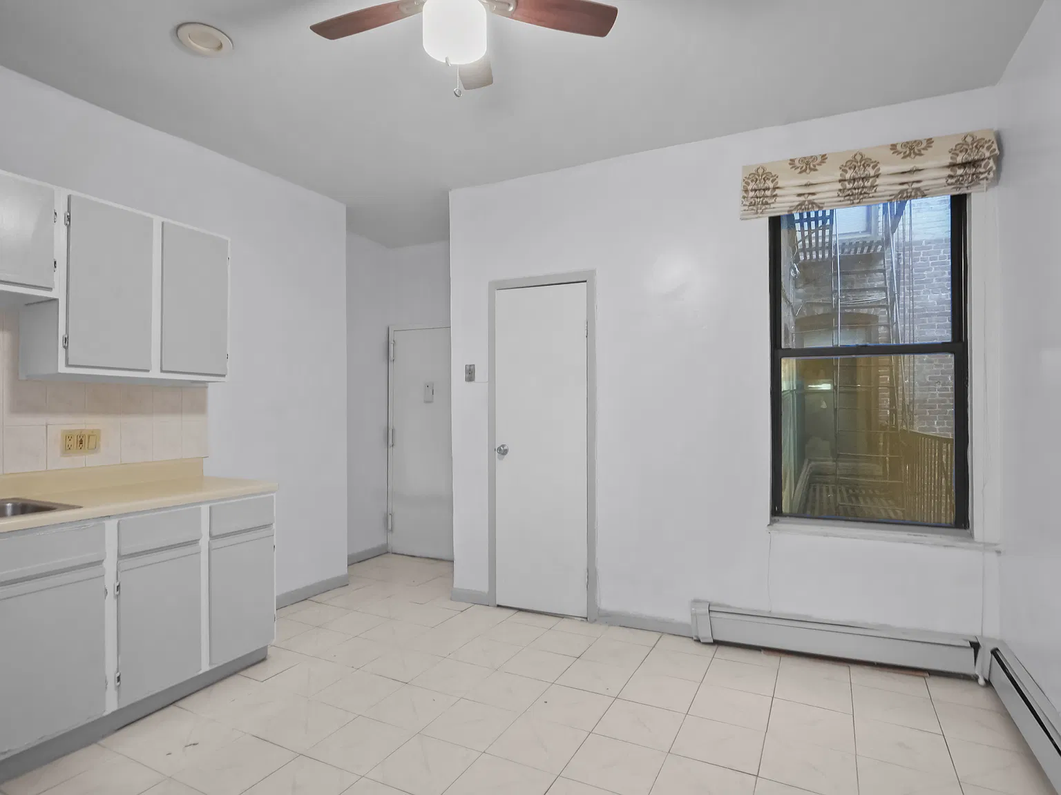 2 bed, $1,800 — Photo 4