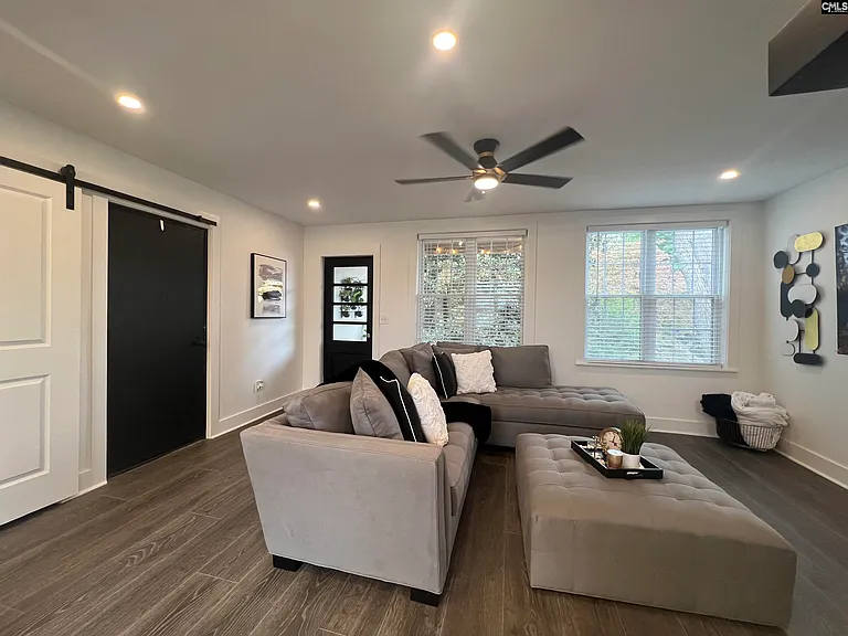 601 Cleveland St — Photo 6