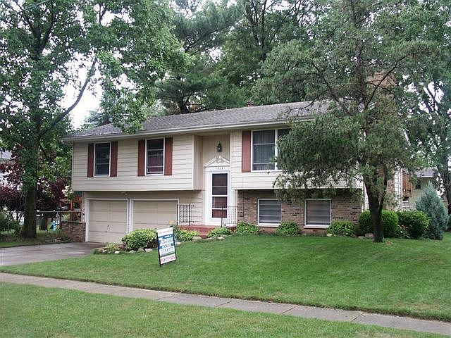 1st image of 1529 Bellaire Ave