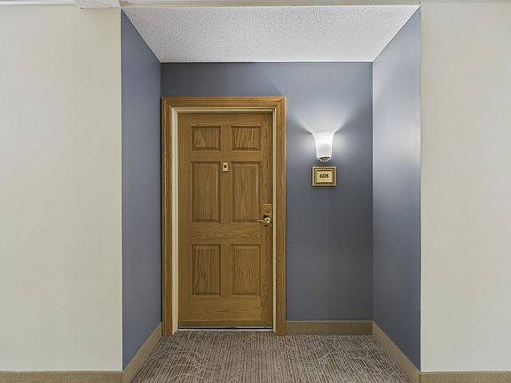 3rd image of 6600 Lyndale Ave S APT 608