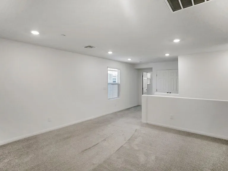 3151 Segesta Ave — Photo 23
