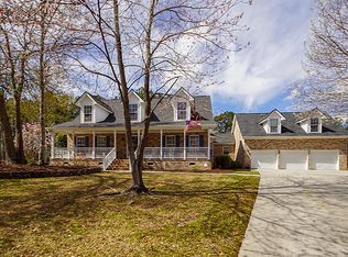 105 Melton Ct, Goose Creek, SC 29445
