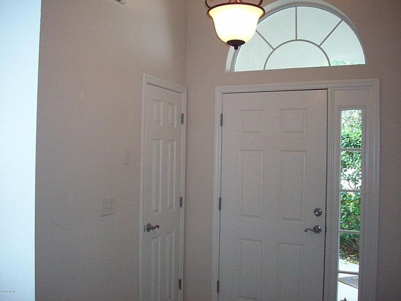 3rd image of 501 Salt Wind Ct E