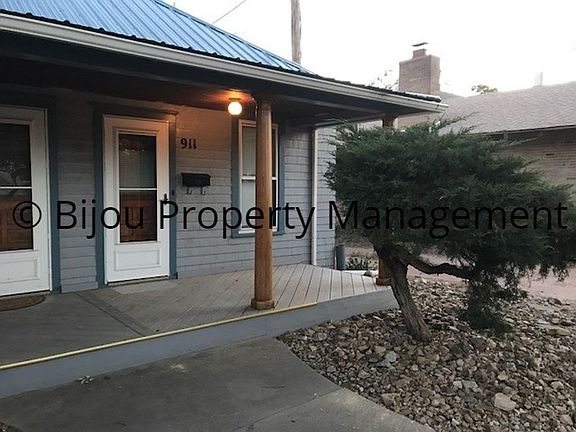 2nd image of 911 E Platte Ave #E23045f47