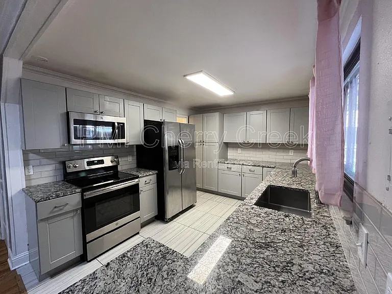 12517 E 31st Ave — Photo 8