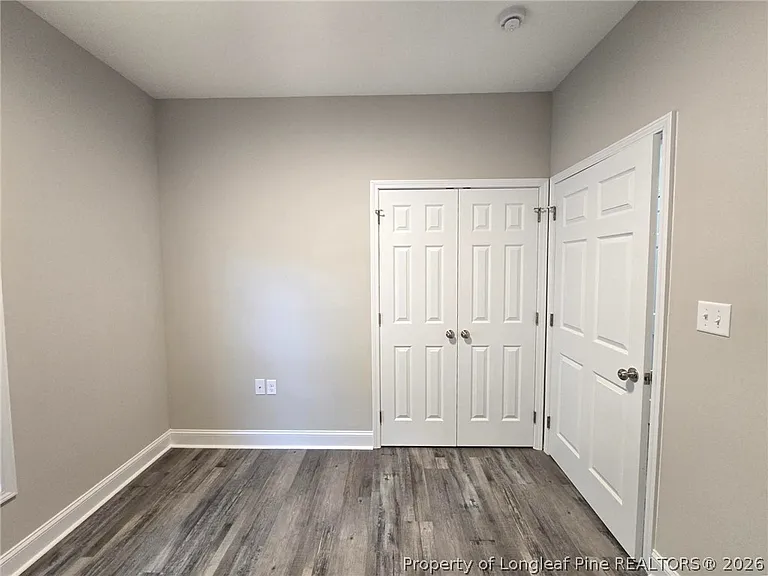 2123 Burnett Ave — Photo 32