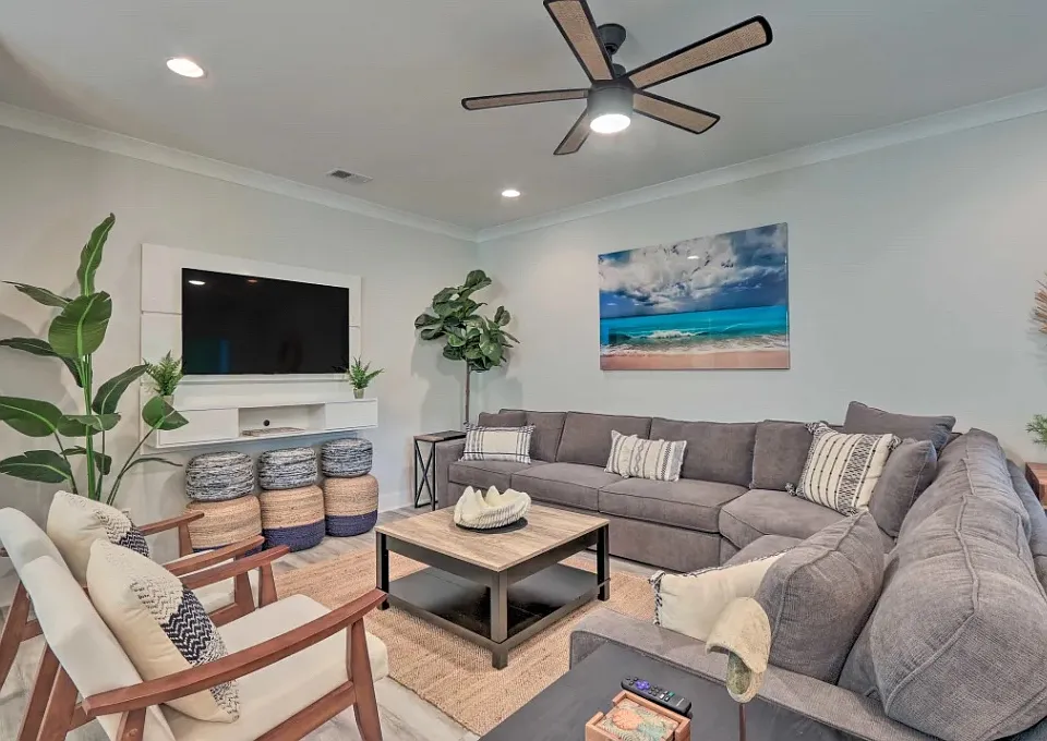 20 Pink Sand Ln