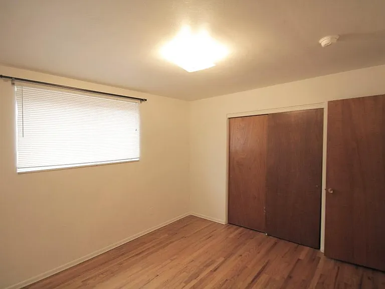 426 Franklin Ave #24 — Photo 10