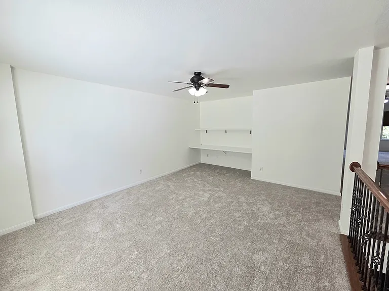 9421 Eagle Knl — Photo 15