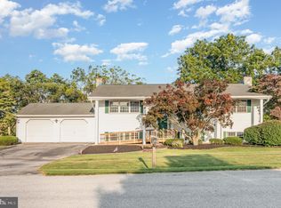 3 Goldcrest Pl, Harrisburg, PA 17111