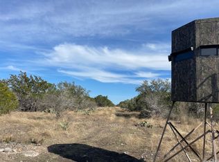 2135 Pr 3214, Dhanis, TX 78850