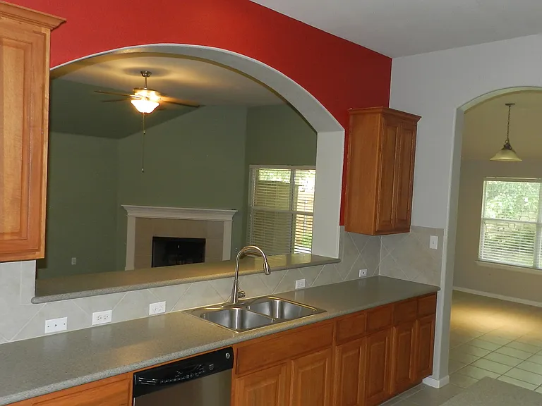 613 Hickory Run Dr — Photo 34