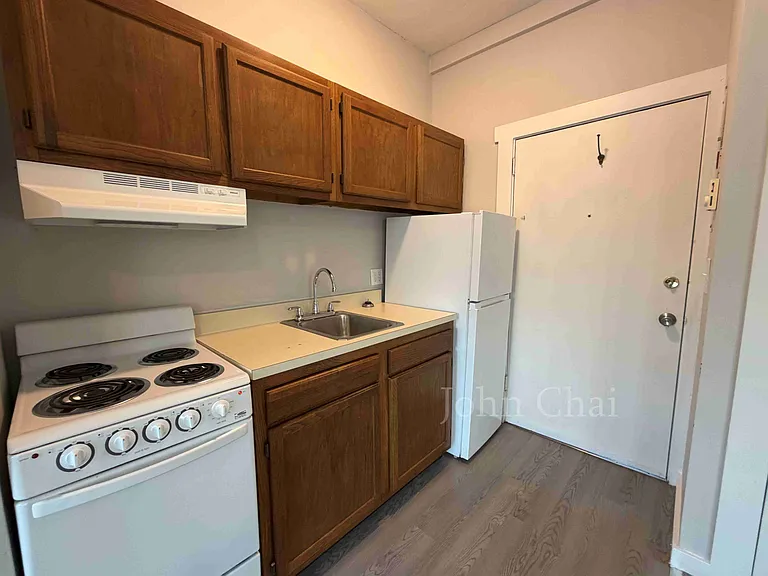 592 Cambridge St #33 — Photo 7