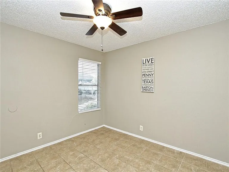 5401 Spring Meadow Rd #B — Photo 14